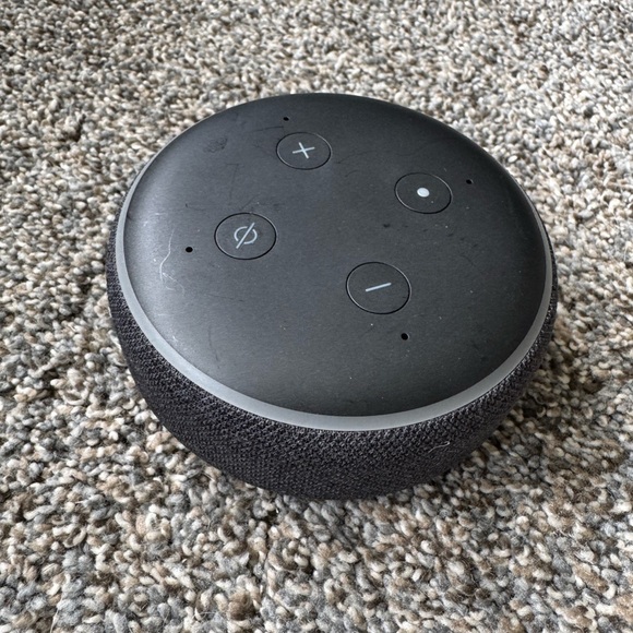 Amazon Echo Dot (3rd Generation) - Picture 2 of 5